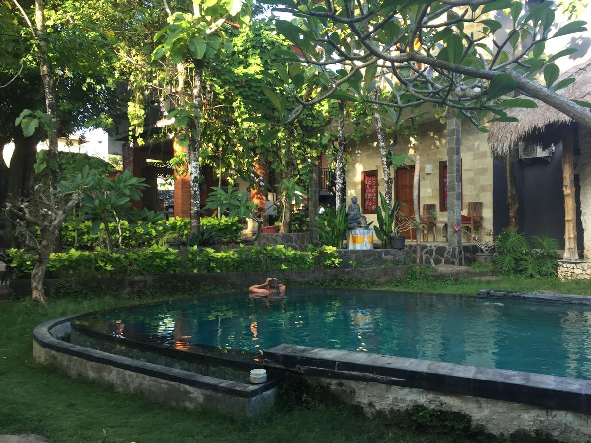 Satria Bungalow Uluwatu Buitenkant foto